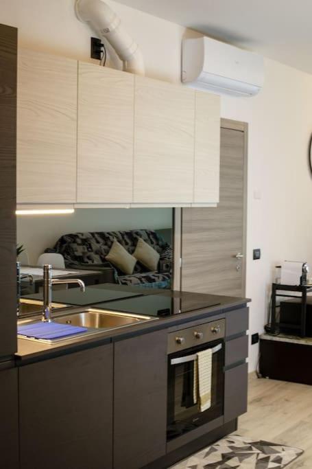 טיראנו Casa Vacanze Lucia מראה חיצוני תמונה